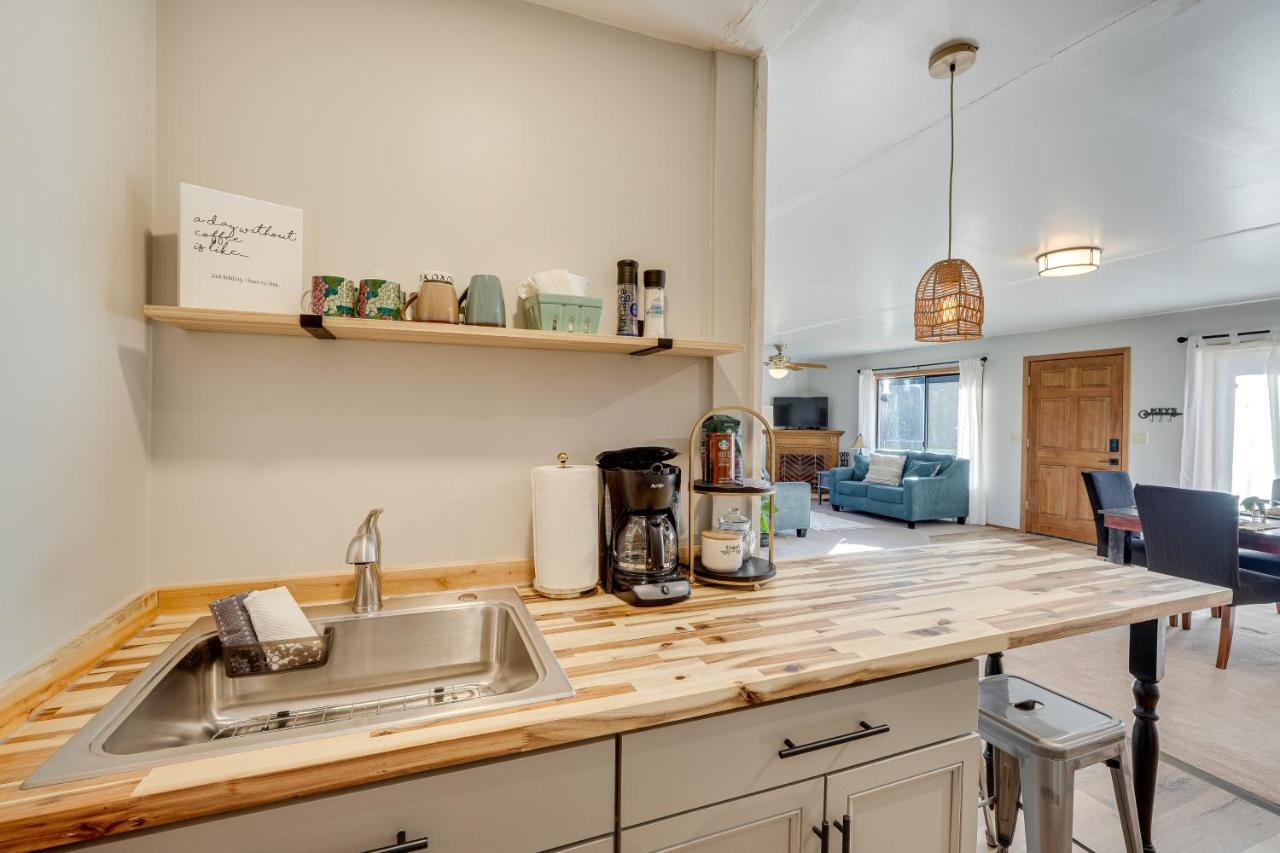 Cozy Central Point Bungalow On Working Winery! Exterior foto